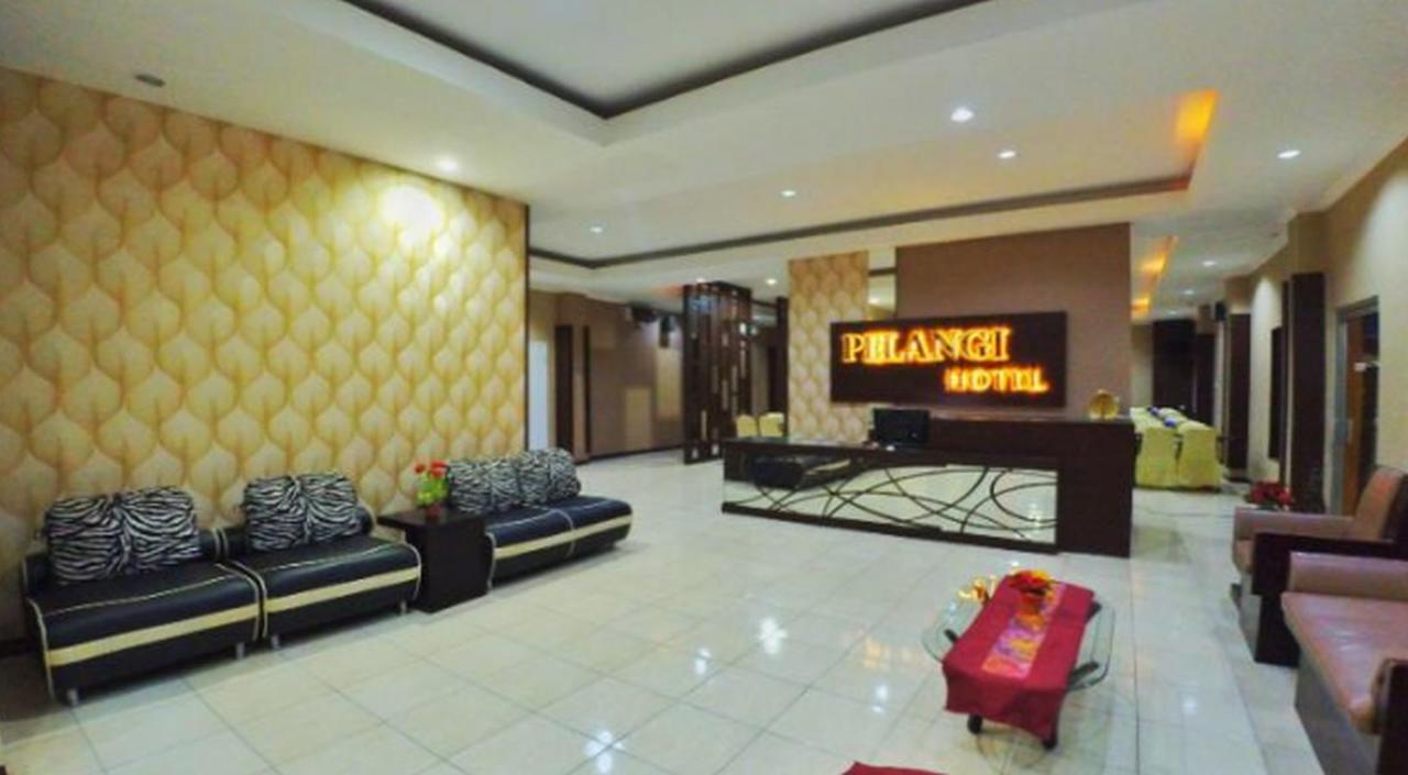Hotel Pelangi クパン エクステリア 写真